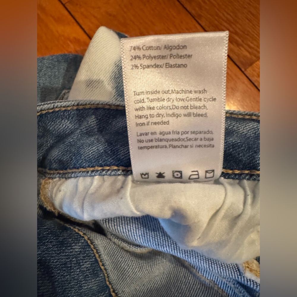 Risen Distressed Denim Shorts-Size Large - Picture 6 of 6